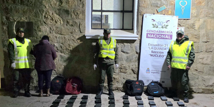 Jujuy: Gendarmes incautan más de 64 kilos de cocaína en el límite internacional fronterizo con Bolivia