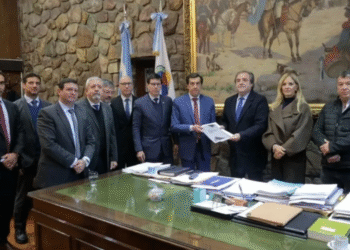 Ante la Legislatura: El gobernador Carlos Sadir presentó la Cuenta de Inversión 2024