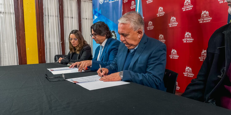 Importante firma de convenio entre el municipio de San Pedro de Jujuy y el Ministerio Público de la Acusación