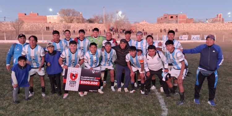 Racing Ojo de Agua está en cuartos de final