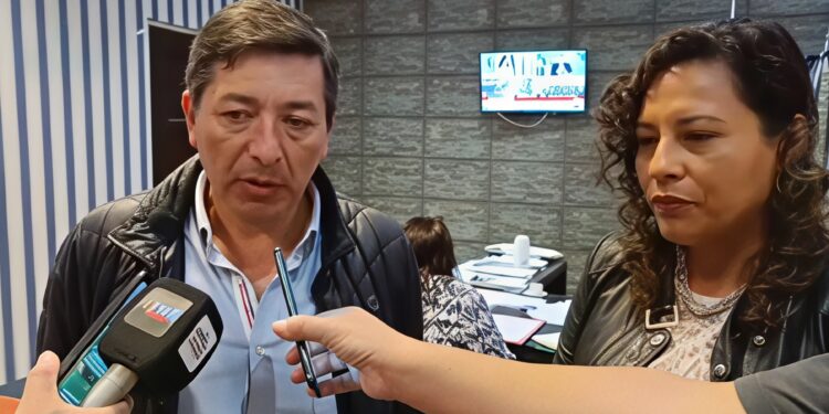 Importante convenio entre el municipio de El Carmen y la Unju