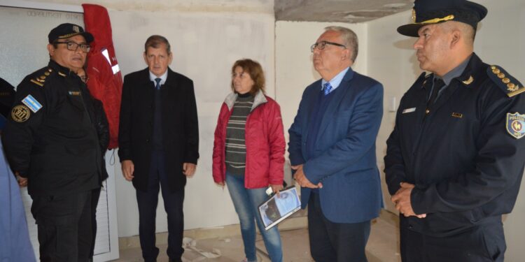 Julio Bravo y el Secretario de Seguridad visitaron el centro de monitoreo de San Pedro