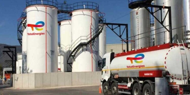 Éxodo de multinacionales: ya se fueron 13 empresas en el primer año y medio del gobierno de Javier Milei