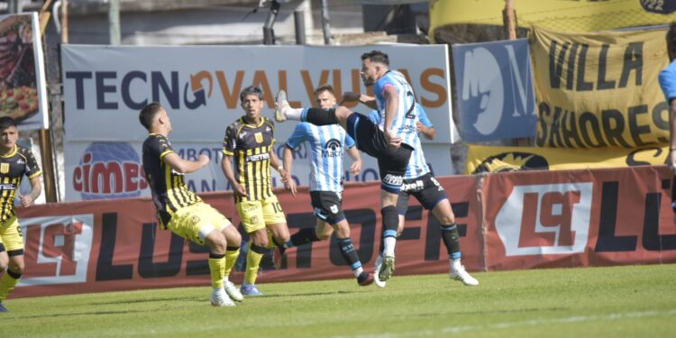 El “Lobo” se afianza arriba y no se baja de la pelea