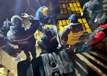 Jujuy: la Aduana descubrió más de 52 kilos de cocaína ocultos en el tanque de combustible de un camión