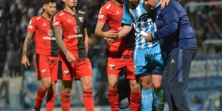 Dura lesión de Franco Camargo en el «lobo»