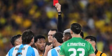 La Scaloneta, sin Messi y sin fútbol, dio un paso en falso y cerró las Eliminatorias con una derrota