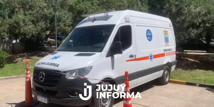Santiago del Estero: Fue a un hotel alojamiento con una ambulancia municipal y lo echaron