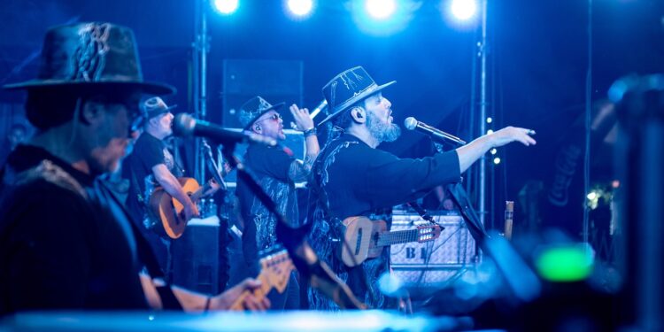 El Festival de la Peña Colorada tuvo nueve mil espectadores