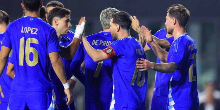Argentina cerró su gira, goleando a Puerto Rico por 6 a 0