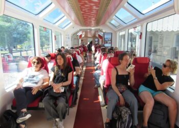 El Tren Solar 360°: un trayecto pensado para conocer la Quebrada pueblo por pueblo