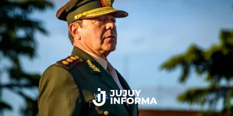 Desde la llegada de la democracia en 1983, por primera vez un militar estará al frente del Ministerio de Defensa