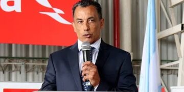 Por el caso Andis, ordenan secuestrar el celular a Mastropietro, pero los agentes del aeropuerto se demoraron y el teléfono “desapareció”