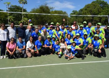 Julio Bravo inauguró la primera cancha de newcom oficial de la provincia