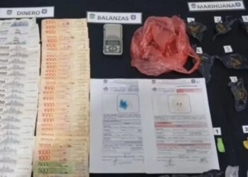 Efectivos policiales lograron desbaratar un búnker de venta de marihuana en Monterrico