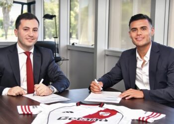 Primer refuerzo confirmado para River: Fausto Vera puso la firma