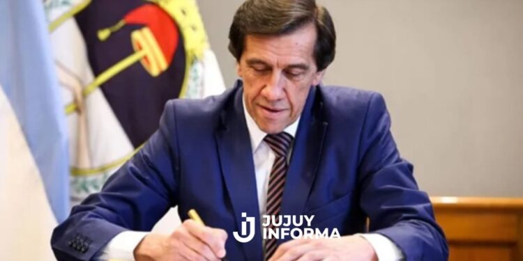 Carlos Sadir anunció un paquete de alivio fiscal con exenciones y fuertes bajas impositivas