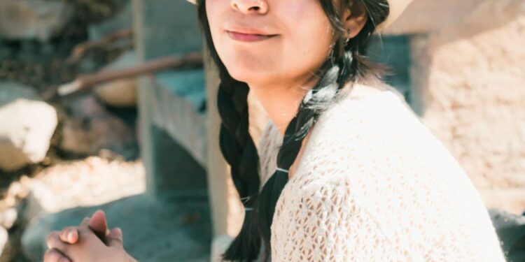 El municipio de El Carmen felicitó a Estefanía Iriarte por concurso ganado