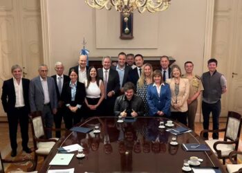 Denuncias de corrupción y sospechas internas aceleran el recambio de funcionarios en la era Milei