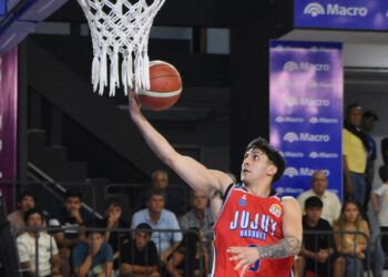 Jujuy Básquet gritó sobre el final y venció a Fusión Riojana