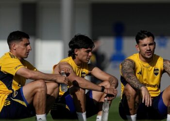 Boca debuta ante Riestra en La Bombonera con la mira puesta en volver a ser campeón