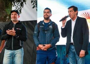 Sadir acompañó el cierre del campeonato regional de triatlón en La Ciénaga