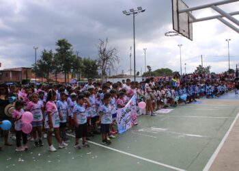 Alegría y mucho color en el inicio de las Olimpiadas Infantiles en Monterrico