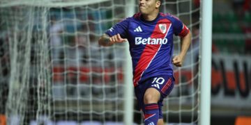 Un penal sobre la hora, salvó al River de Gallardo de un nuevo papelón