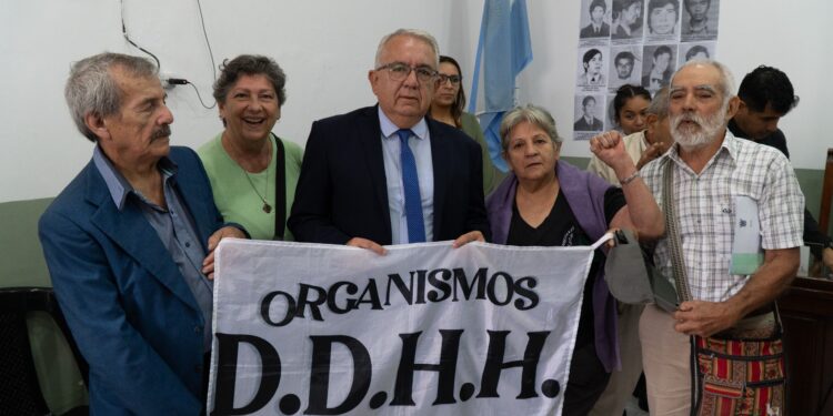 Julio Bravo acompañó sesión especial por el Día de la Memoria, la Verdad y la Justicia