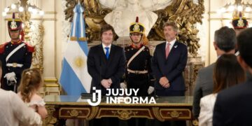 Javier Milei le tomó juramento a Juan Bautista Mahiques en la Casa Rosada