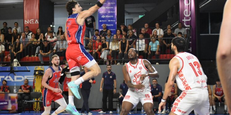 Jujuy Básquet no pudo con el puntero San Isidro