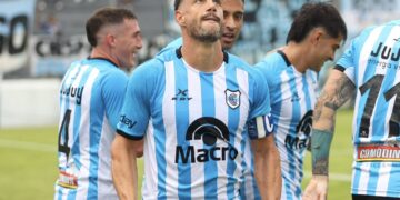 Gimnasia gana y sube