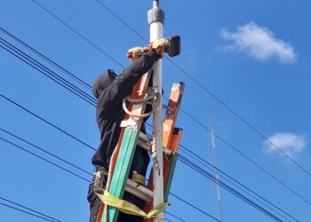 Monterrico mejora la iluminación en la vía pública