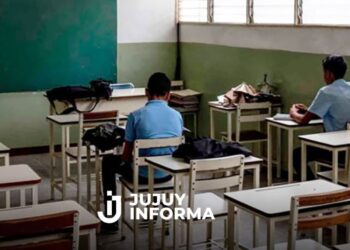 Crece el ausentismo en la secundaria: más del 50% falta entre 15 y 30 días