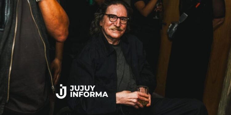 Operaron a Charly García y permanece internado