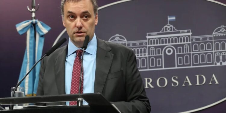 Semana clave para Adorni: la Justicia indaga sobre la compra de propiedades y reformas de lujo