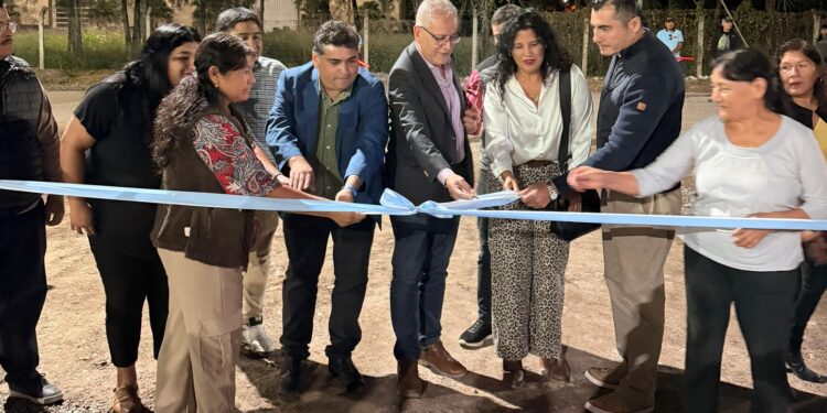 Monterrico inauguró cancha de césped fútbol 7