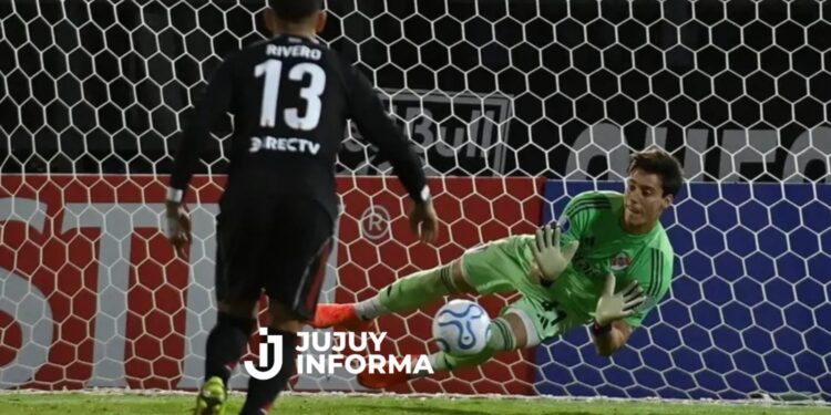 River Plate le ganó 1-0 sobre la hora a RB Bragantino en Brasil y lidera su grupo en la Copa Sudamericana