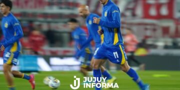 Los hinchas de River, lapidarios contra Chiqui Tapia y Di María en el partido contra Rosario Central