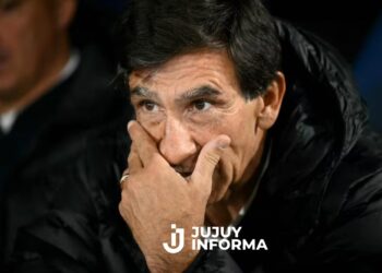 Diego Milito explicó la salida de Gustavo Costas de Racing
