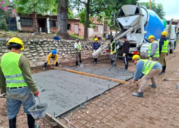 En San Pedro de Jujuy, pese a la crisis, avanzan con obras públicas