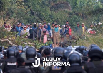 Bolivia: escala la tensión por los piquetes y Rodrigo Paz se prepara para enviar al ejército a despejar las rutas