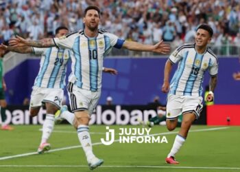 Messi hace más historia: Argentina tuvo un estreno soñado y goleó 3-0 a Argelia con una actuación espectacular