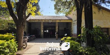 Bullying, denuncias y pelea entre madres en la Escuela Almirante Brown: habló la mamá del alumno y respondió la directora