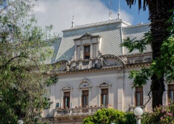 La convocatoria al paro atribuida a ADEP carece de legitimidad estatutaria