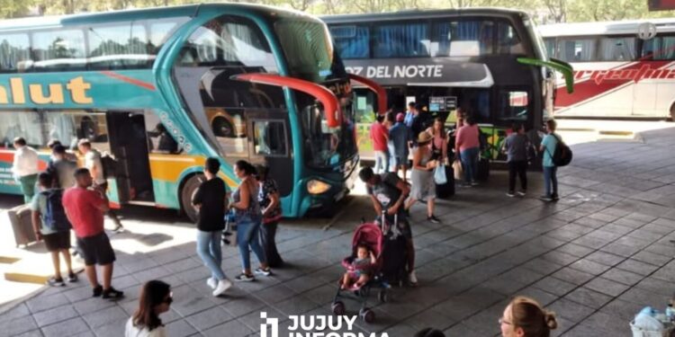 Desde el sábado 1 de agosto aumenta la tarifa del transporte de media distancia en Jujuy