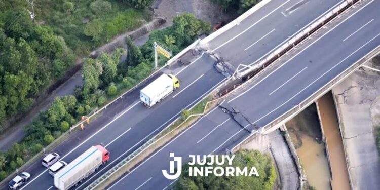 Terremoto en Japón: al menos 50 heridos, edificios derrumbados y miles de hogares sin luz