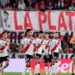 River perdió y el «Monumental» quedó en llamas