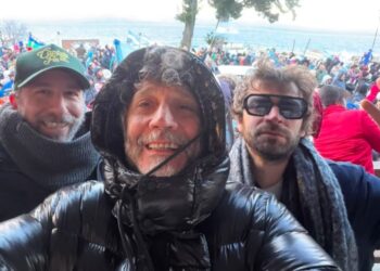 Fito Páez: “La patria no se vende, man”, manifestó durante la marcha contra la extranjerización de tierras