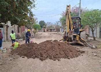 Siguen las obras de cloacas para los barrios de San Pedro